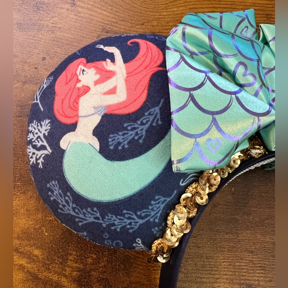 Little Mermaid Mickey Ears Headband Ariel Flounder Bow Disney EUC - Picture 4 of 9